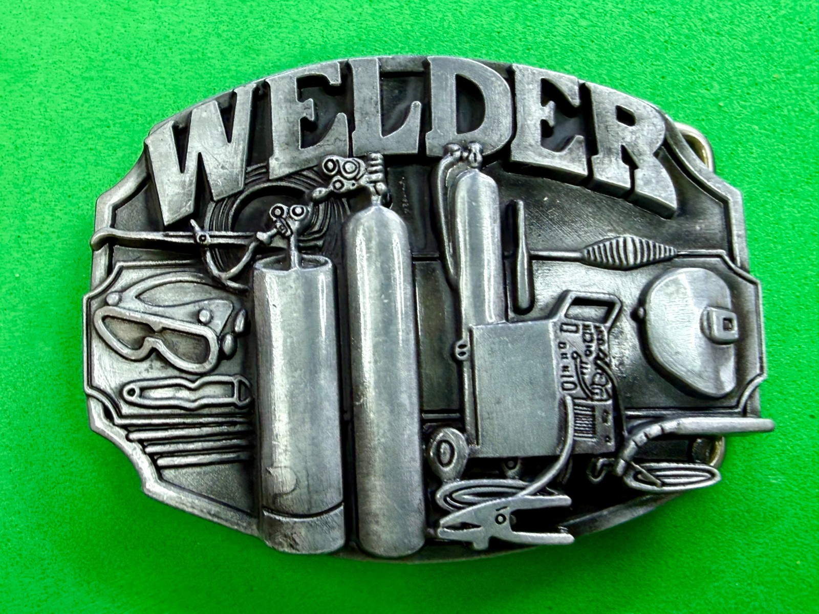 Welder Welding Soldering Tradesman Profession Silver Color NOS Belt Buckle