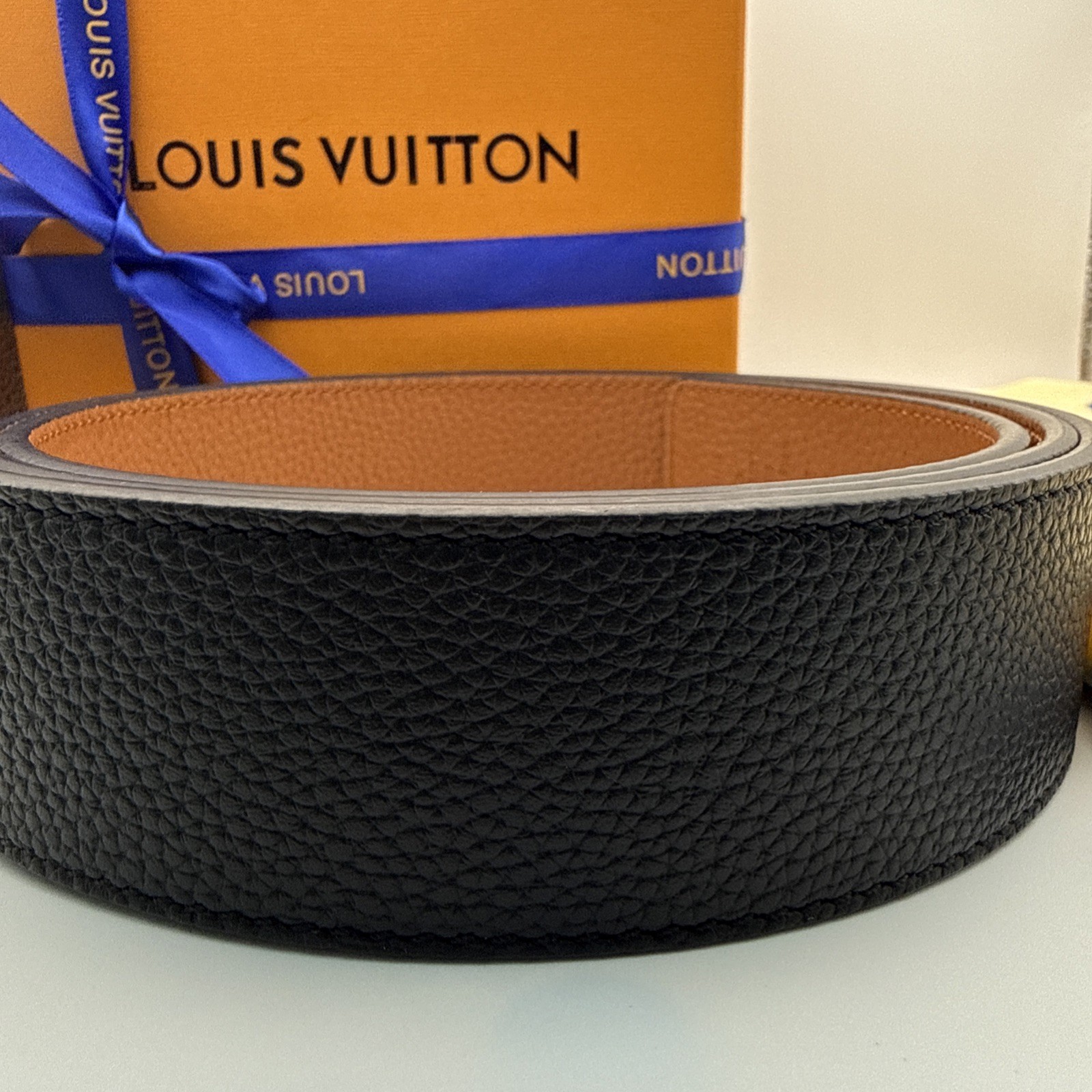 Louis Vuitton Belt M9151 Black Leather 434506