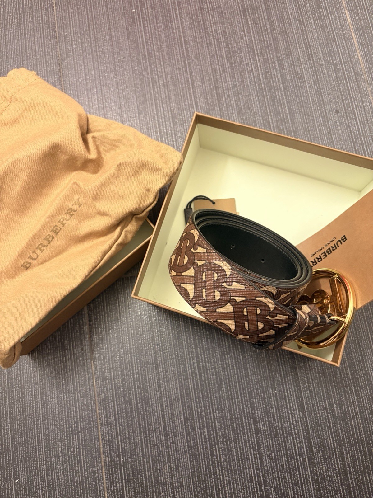 Burberry Men Tb Circle Belt Brown Leather Gold Buckle