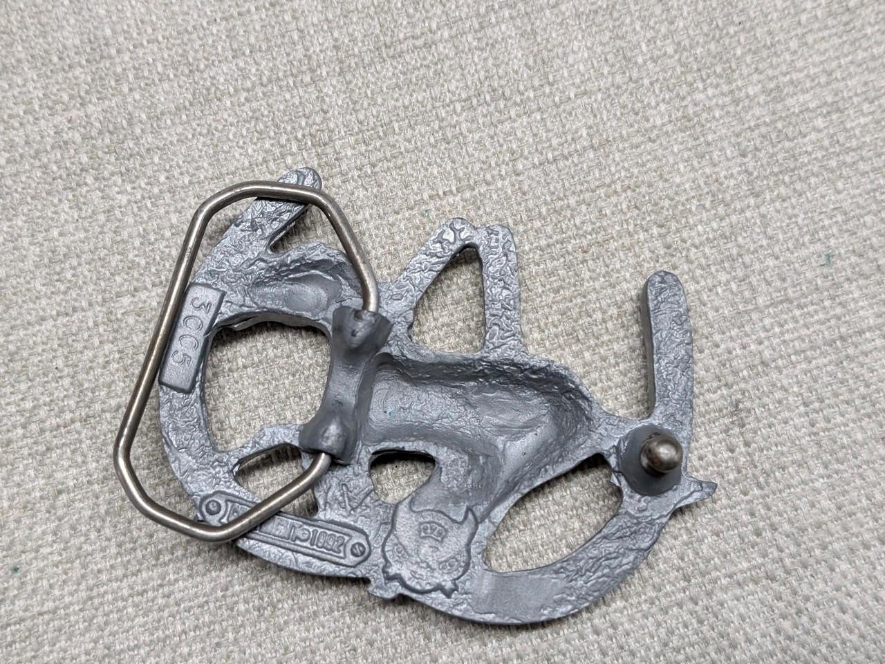 vintage HORSE belt buckle HORSESHOES cowboy WESTERN mustang PEWTER rodeo