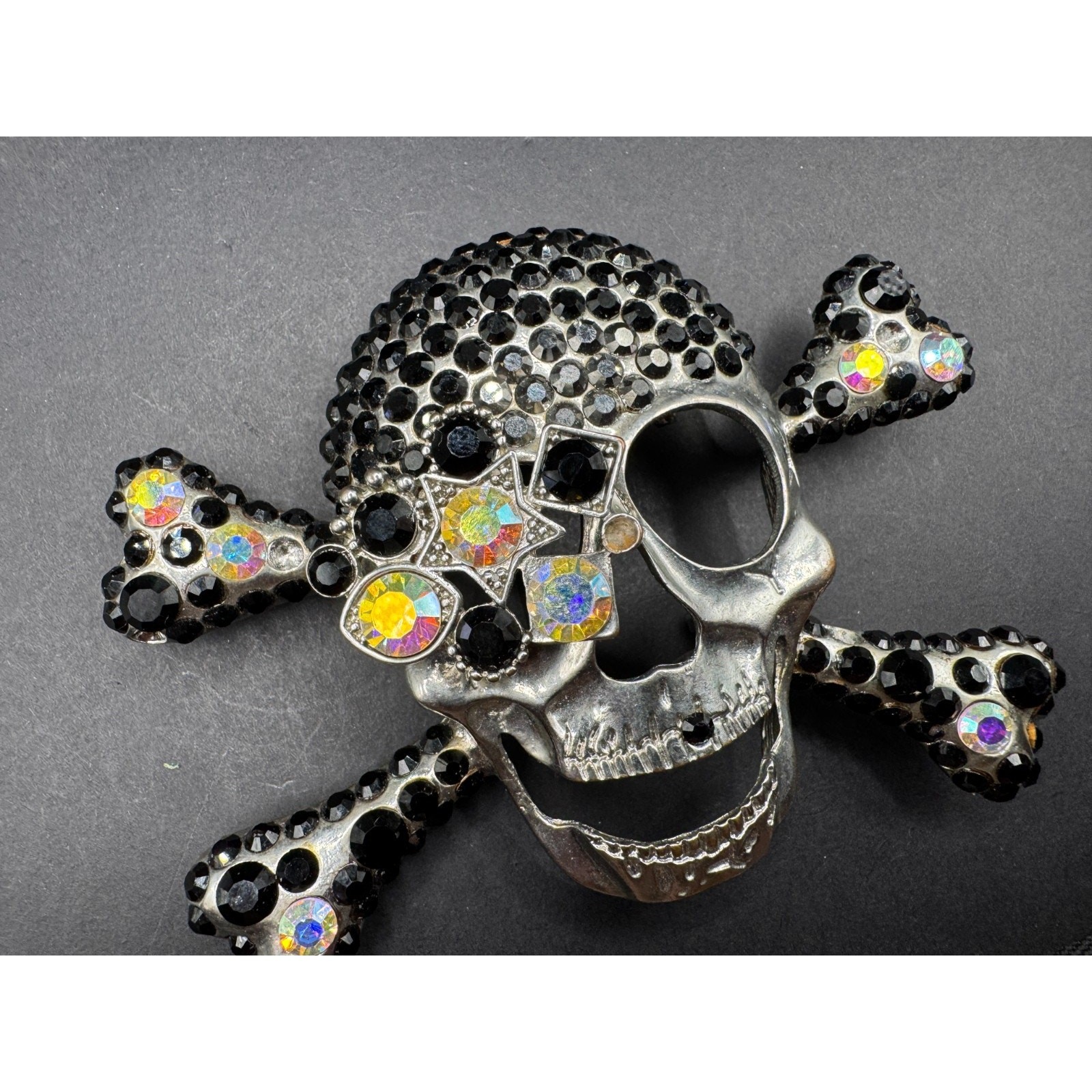 Pirate Skull Head Crossbones with Rhinestone Accent Gothic Punk Belt Buckle