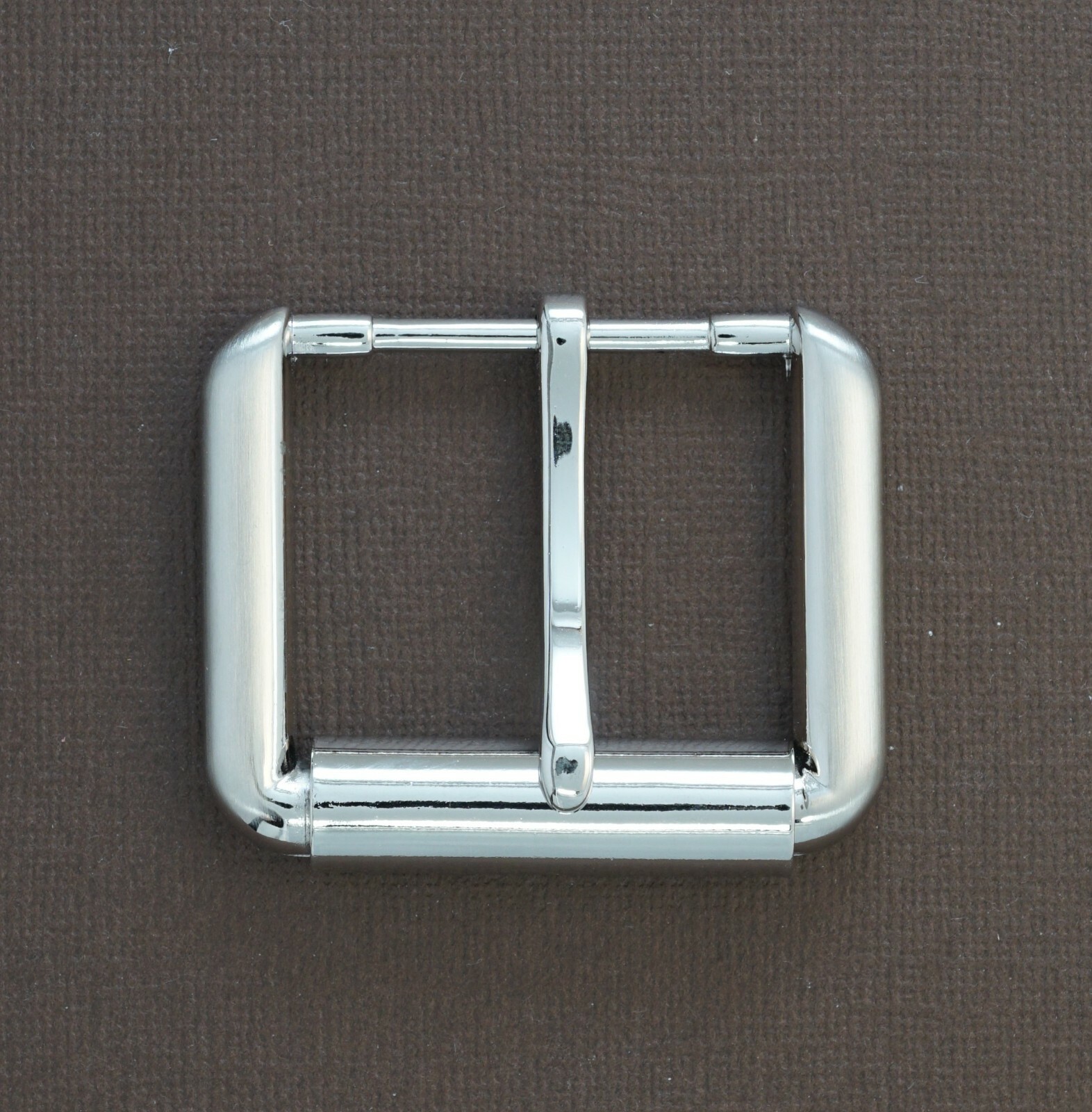 New 1 1/2&Prime; (#61) pin roller buckle, brushed nickel finish jean casual USA