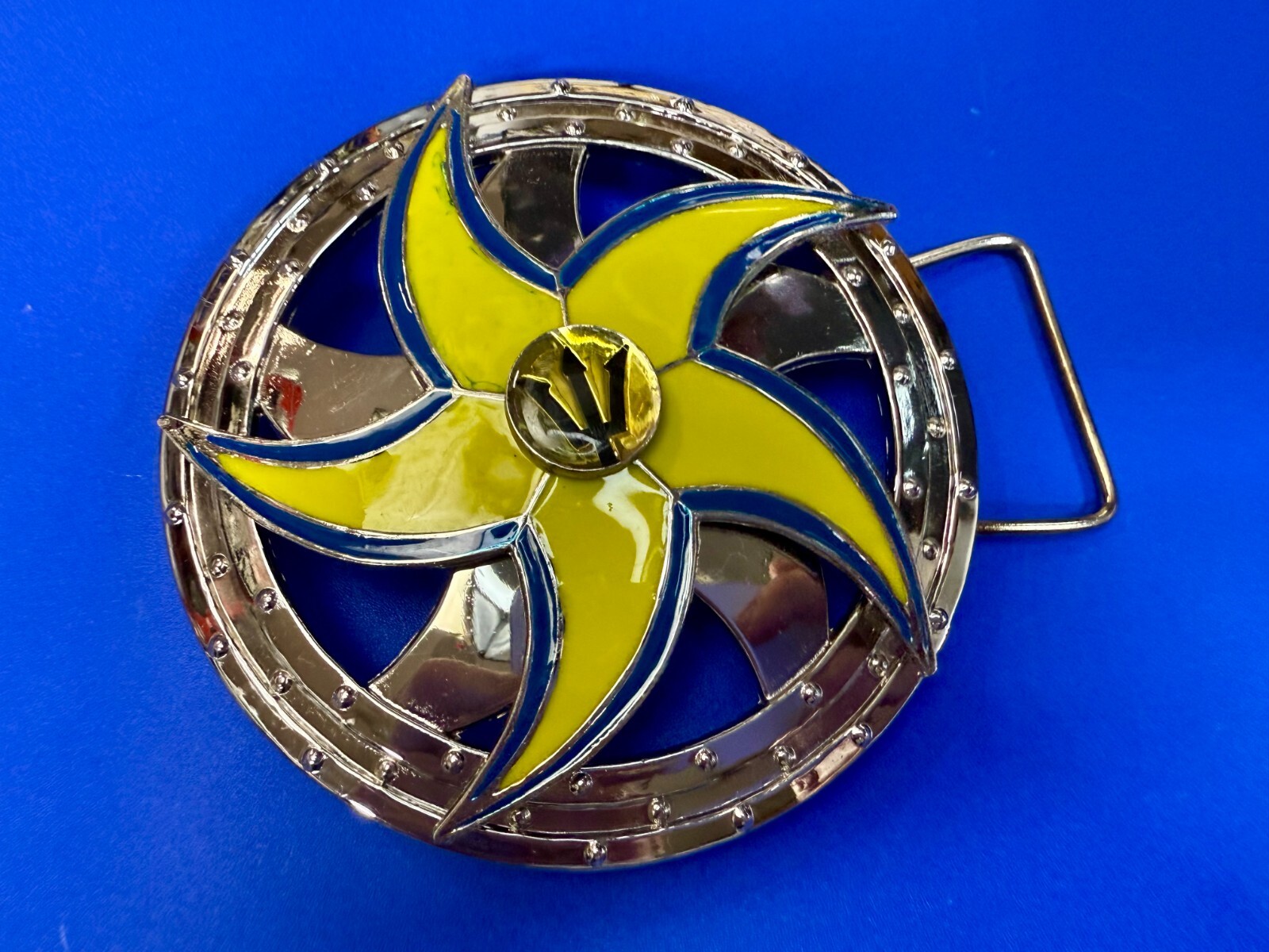 Spinning Arrow Yellow Star Circle Neptune Symbol Round Spinner Large Belt Buckle