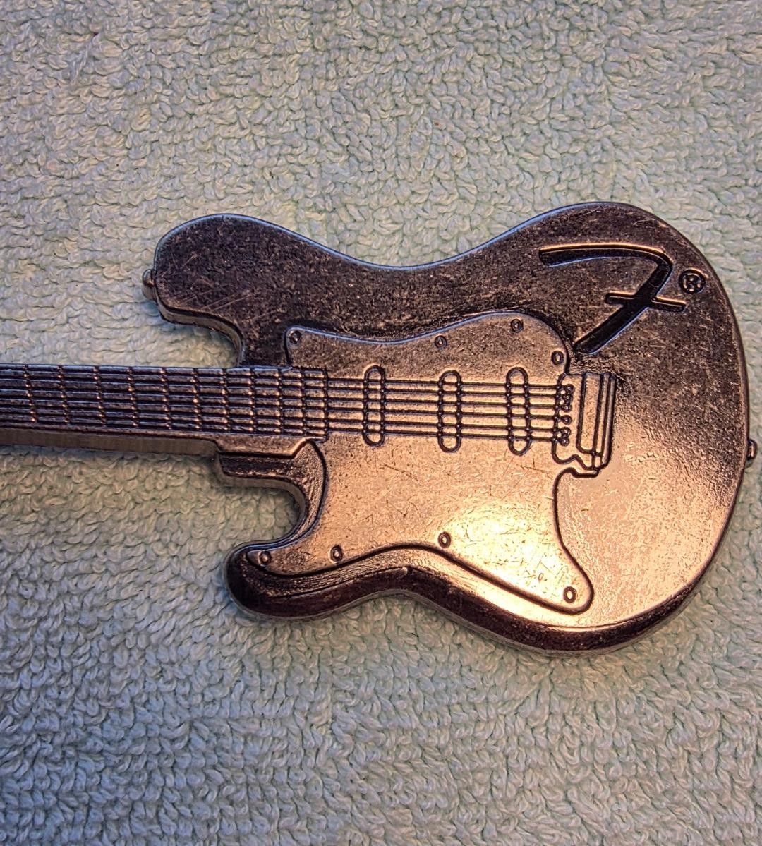 Vtg Classic 1980s Fender Stratocaster Guitar Belt Buckle – Gunmetal Gray – 5&Prime;x2&Prime;