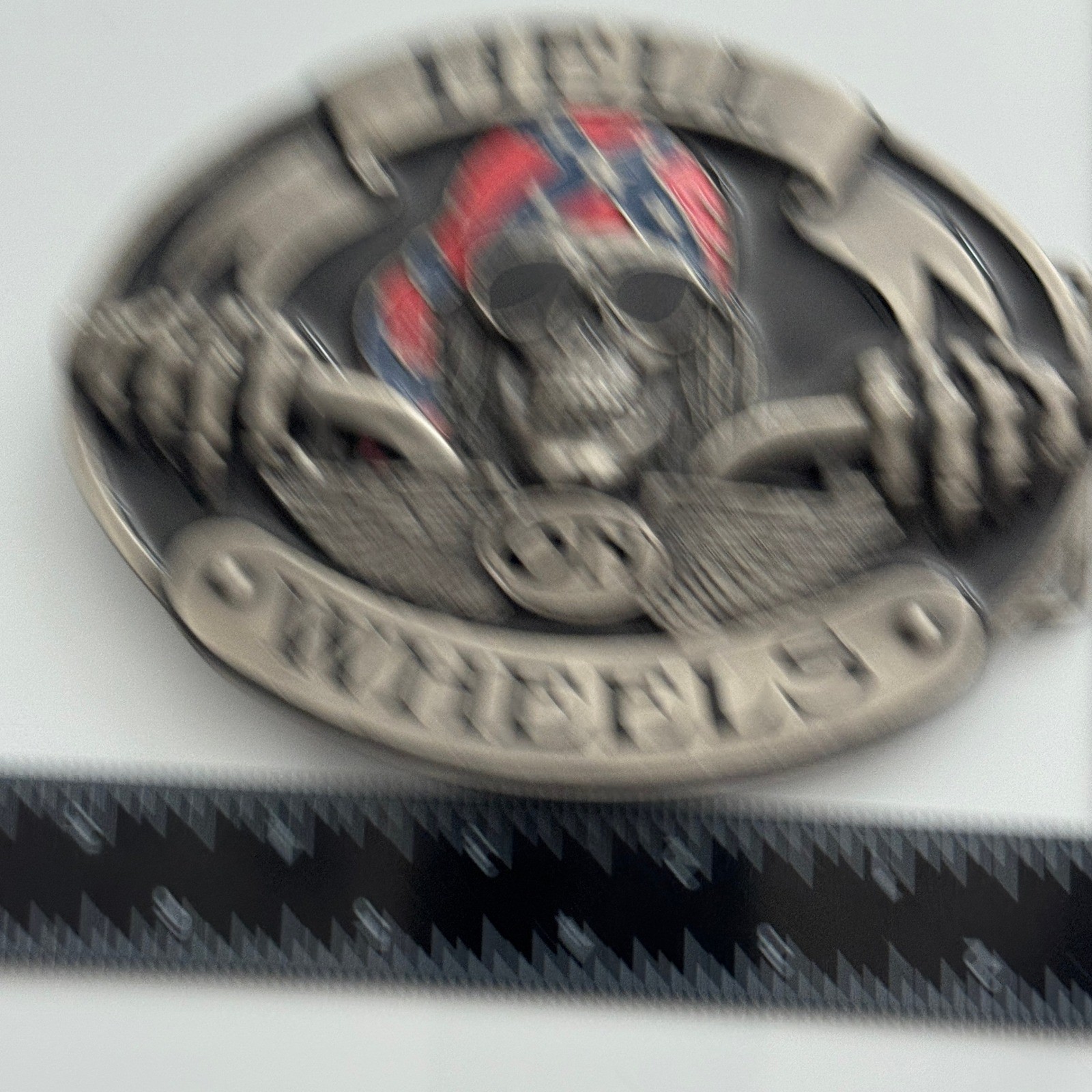 Siskiyou Hell on Wheels Skull Bandana Sunglasses Pewter Belt Buckle OS300