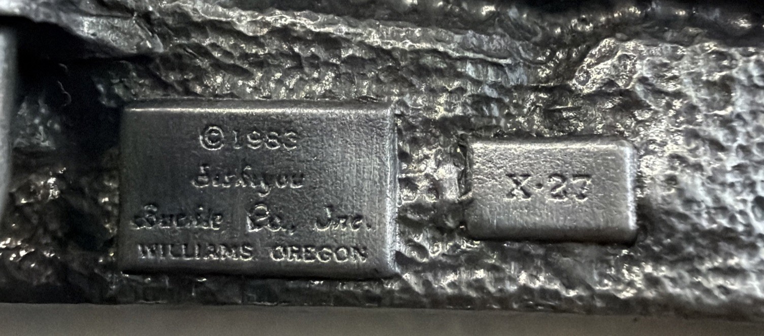Siskiyou Belt Buckle Fisherman Fishing Angler Oregon X-27 1983 Mountains Pewter