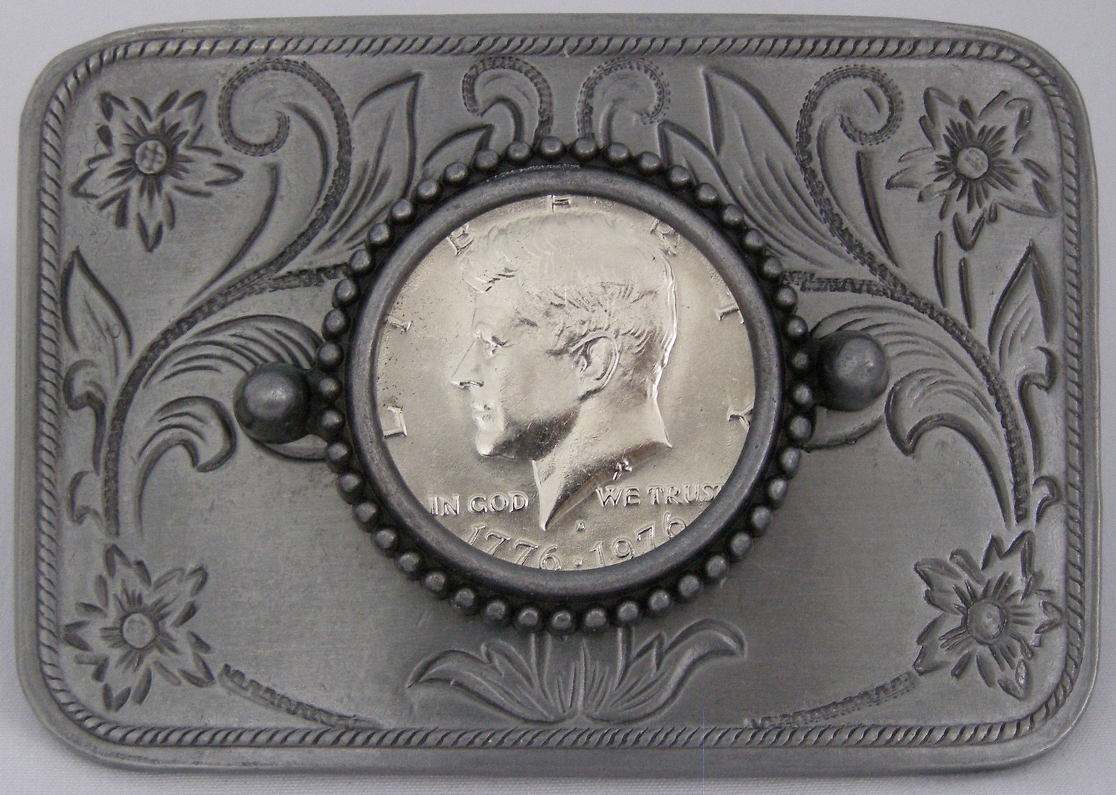 BELT BUCKLES USA Coin Kennedy Half Dollar 1/2 $ Silver Rectangle Screw Mount NEW