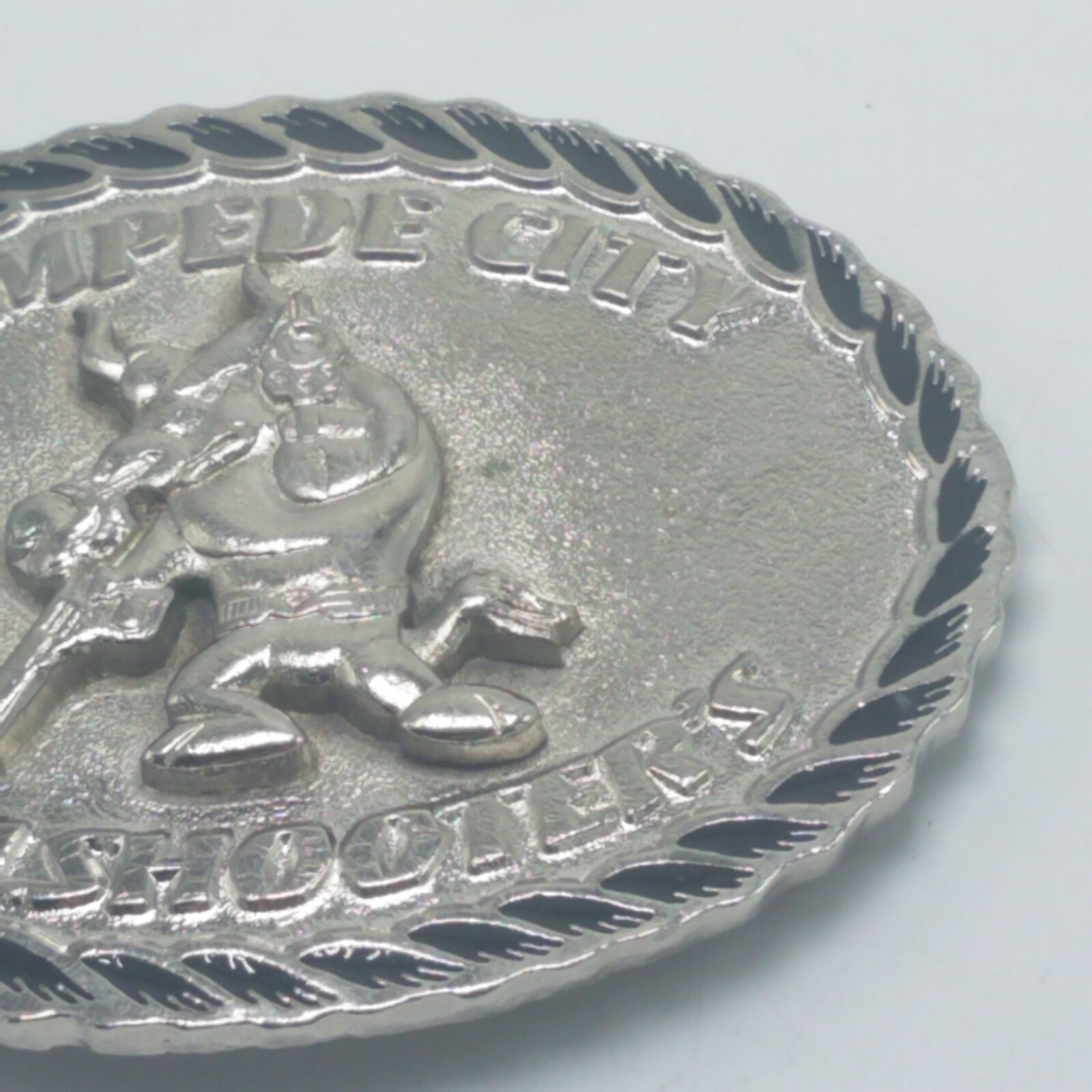 Vintage Calgary Stampede City Bullshooter&rsquo;s Belt Buckle EUC 3 1/2&Prime; x 2 3/4&Prime;