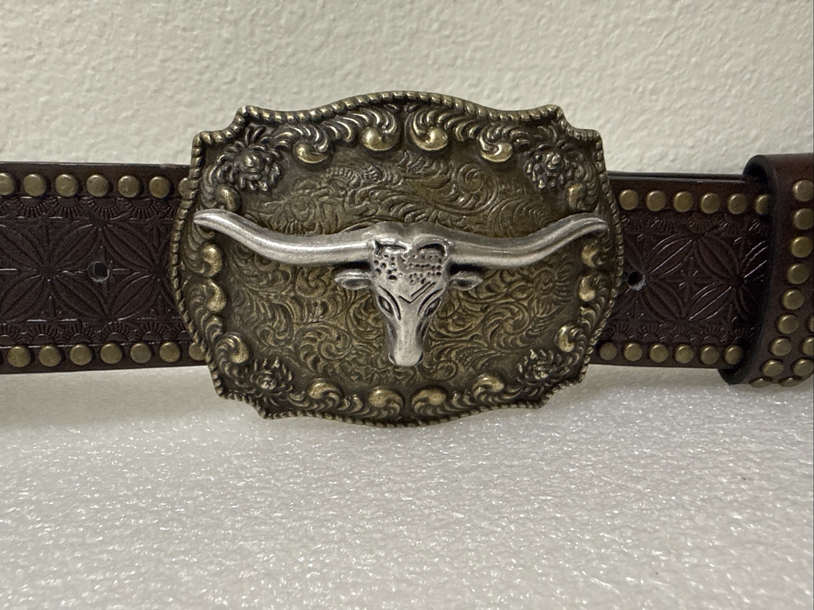 Men’s Size 33&Prime;-38&Prime; Brown Embossed Western Belt W/ Longhorn Buckle, Studded Edge