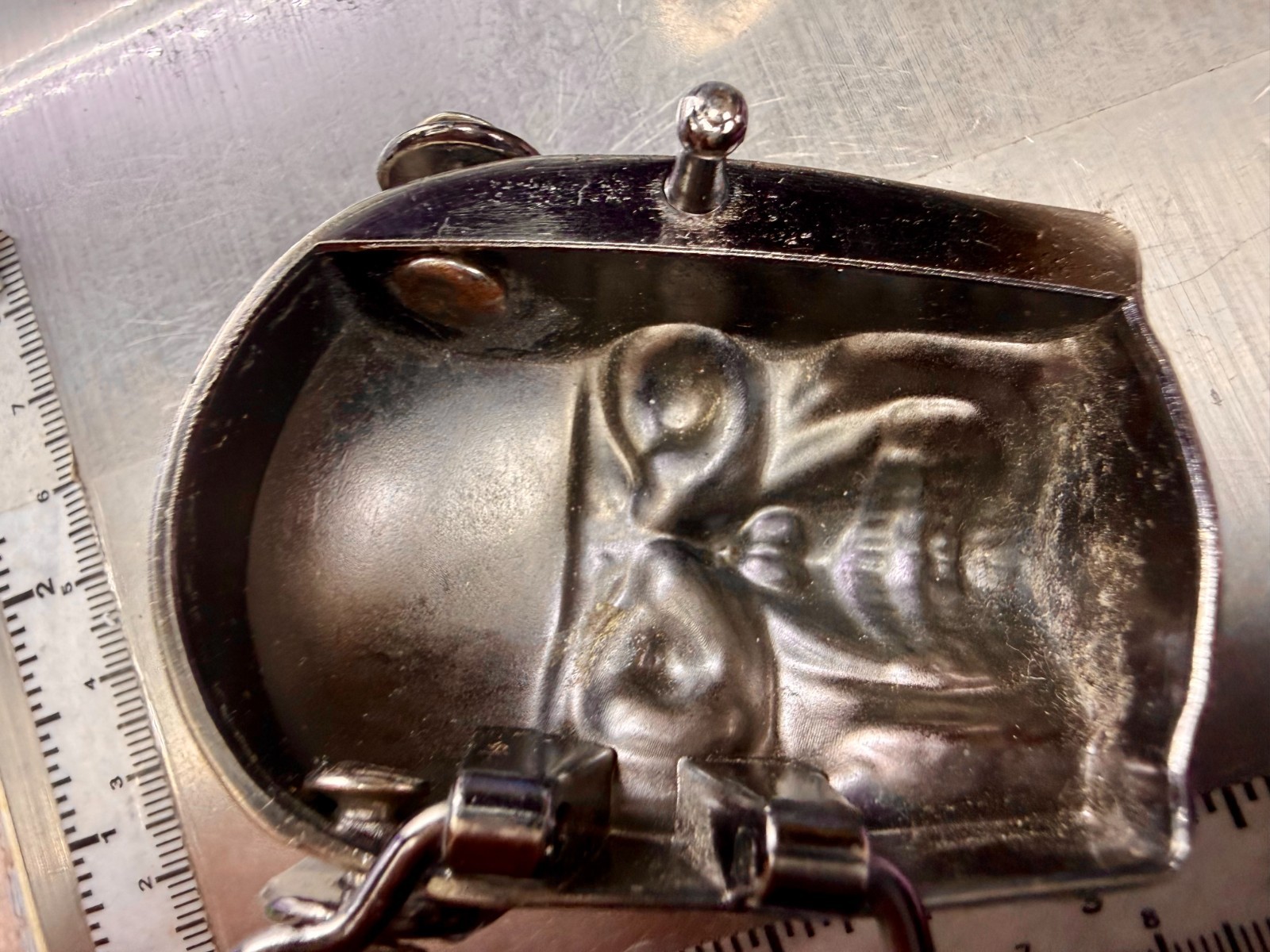 Skull Wearing Hinged Knights Helmet Medieval Figural Moving Shield Belt Buckle