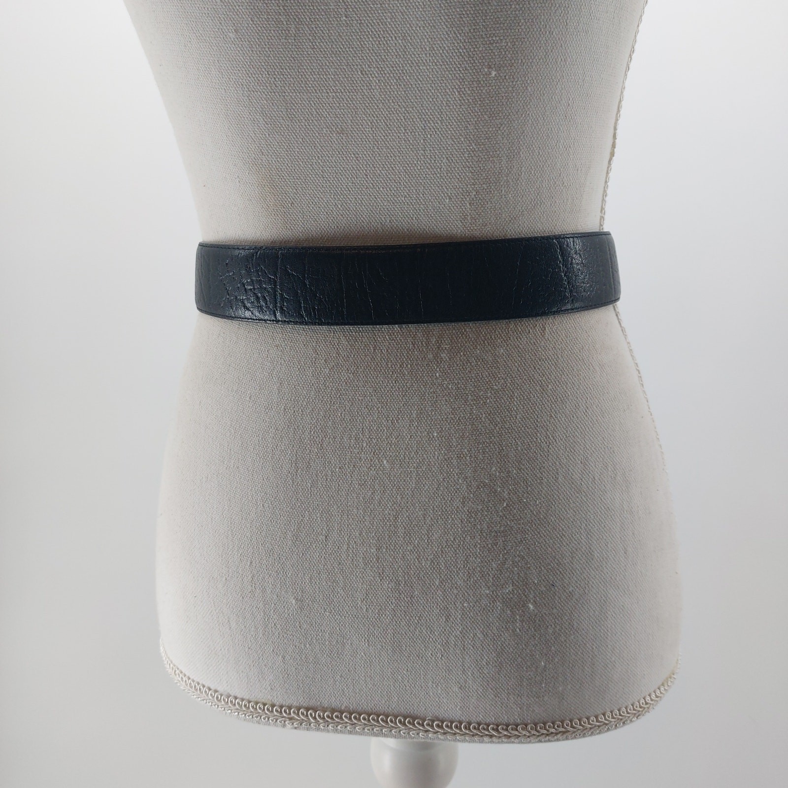The Ritz Accessory Womens Belt Small Medium Black Genuine Leather