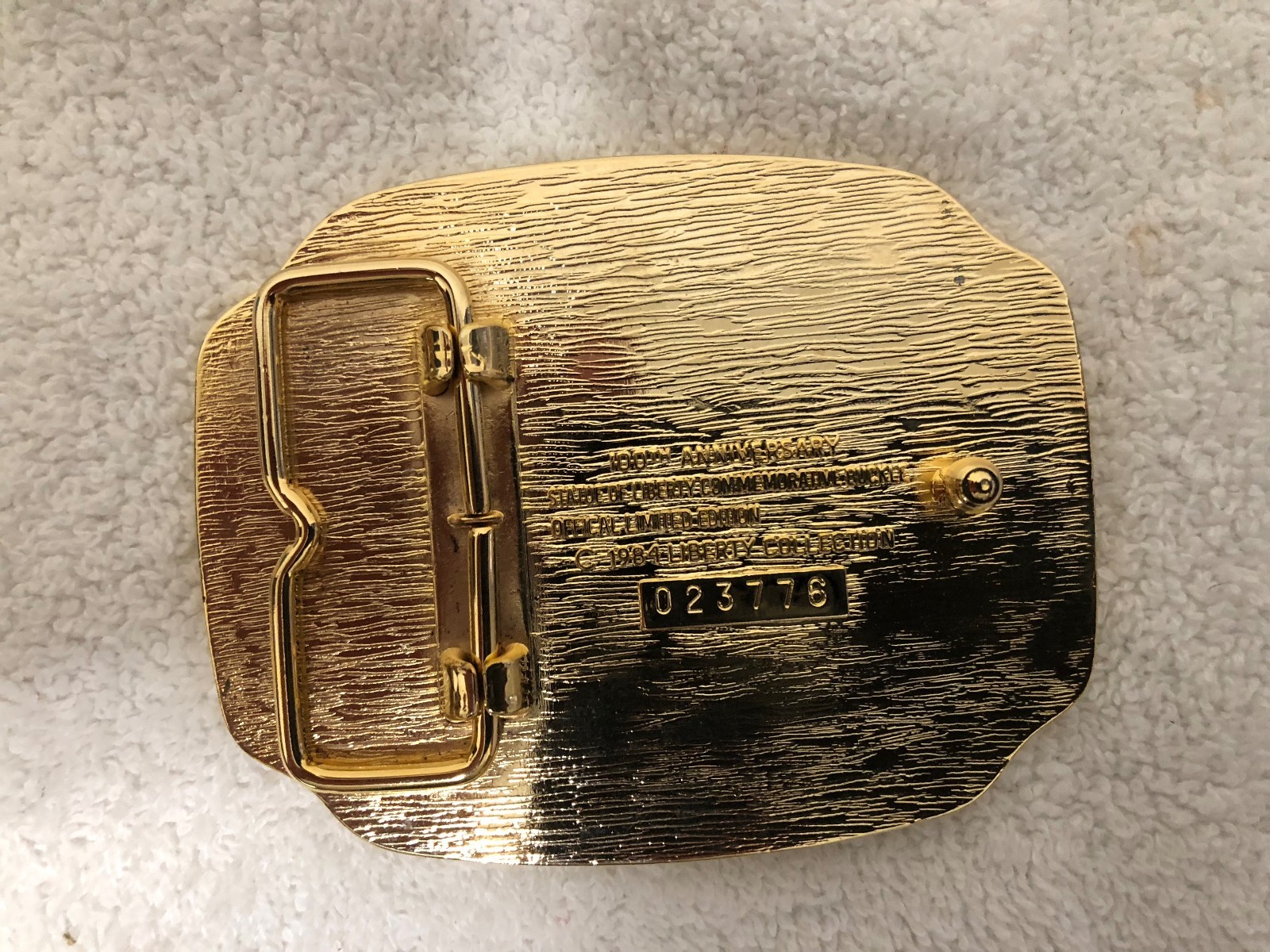 100 YEARS STATUE OF LIBERTY 1884-1984 BELT BUCKLE