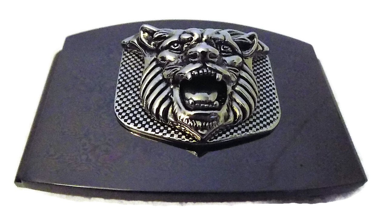 WASHED UP HOLLYWOOD #075BK SILVER & BLACK 1.5&Prime; LION CHECKER PLATE BELT BUCKLE