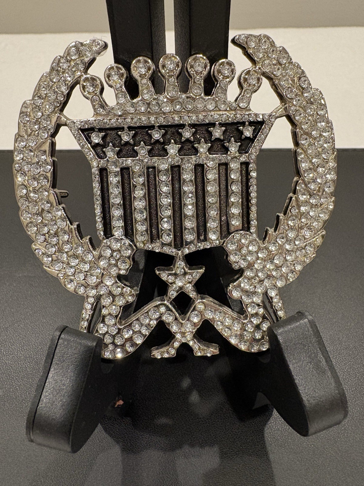 Silver Stars Casting Co. American Finest Rhinestone Eagle Shield /2004
