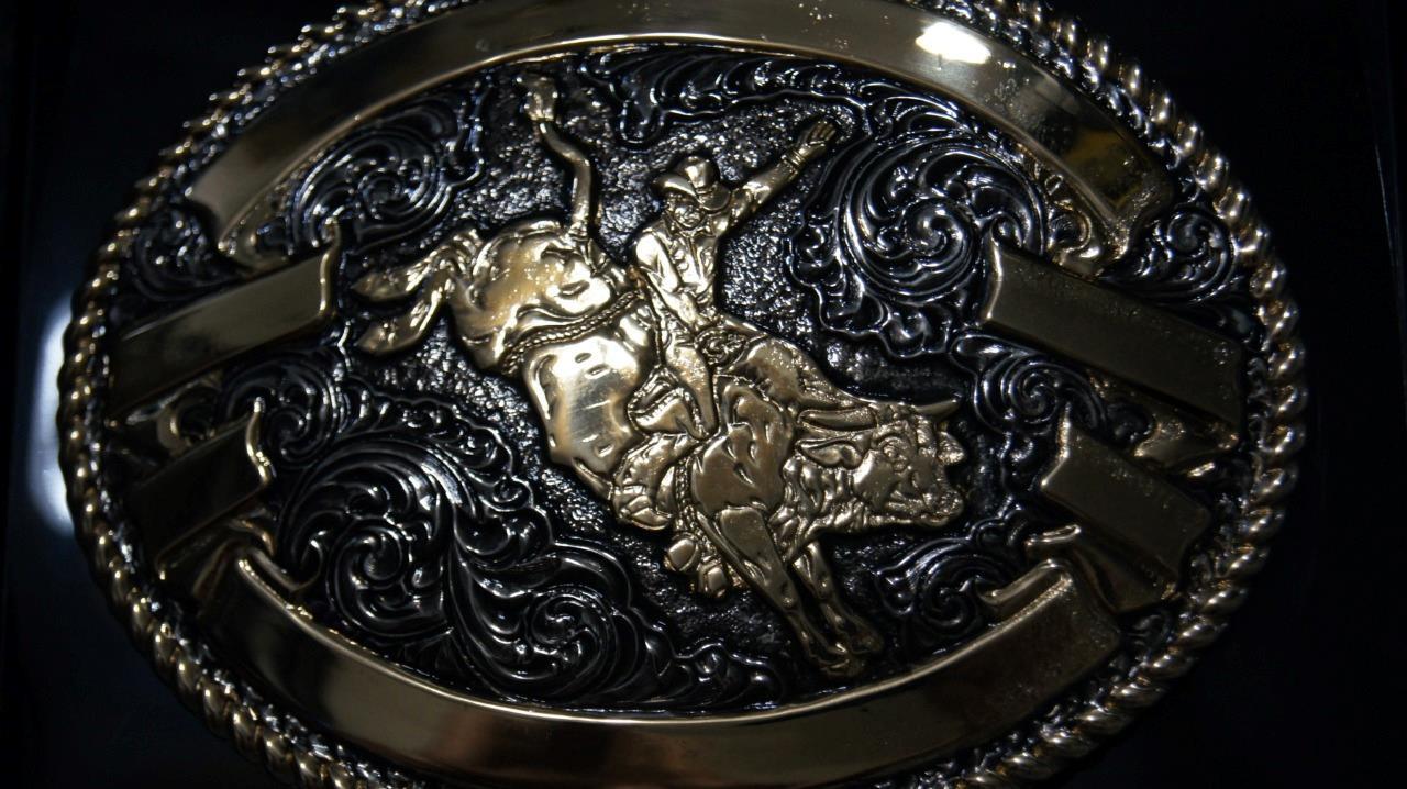 Crumrine Western Oval BULL RIDER Belt Buckle c02160