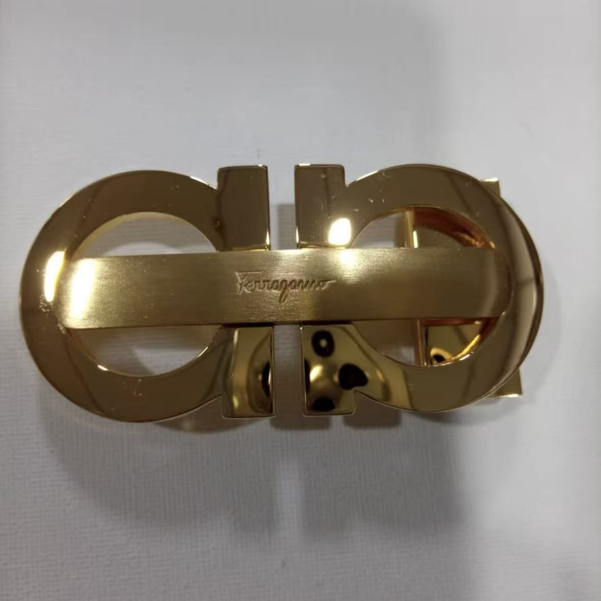 Ferragamo Men&rsquo;s Gold Double Gancini Copper Belt Buckle fits 3.4cm wide Belts