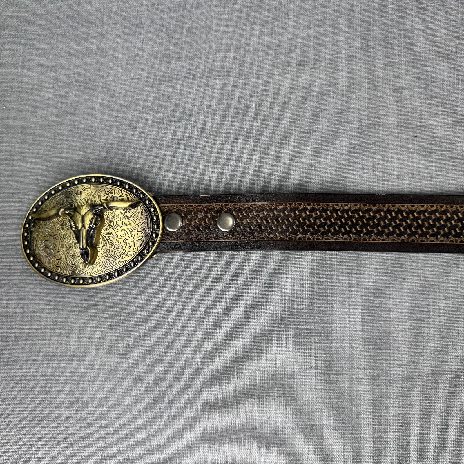 Bison Denim Brown Leather Belt 110cm 43 in Ornate Longhorn Buckle Western