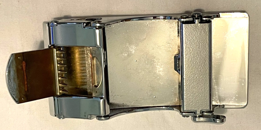 Silver Tone White Ratchet Belt Buckle Chaoren « CR » Monogram