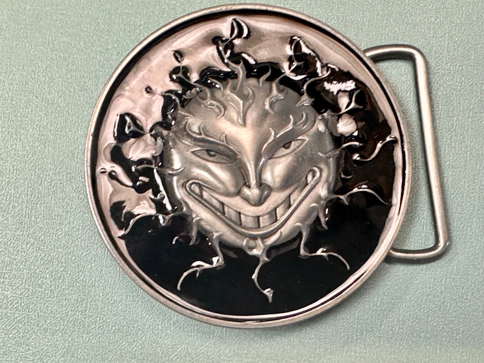 Falling Evil Sun Face – Solar Flare Black Color Belt Buckle By Buckle Rage