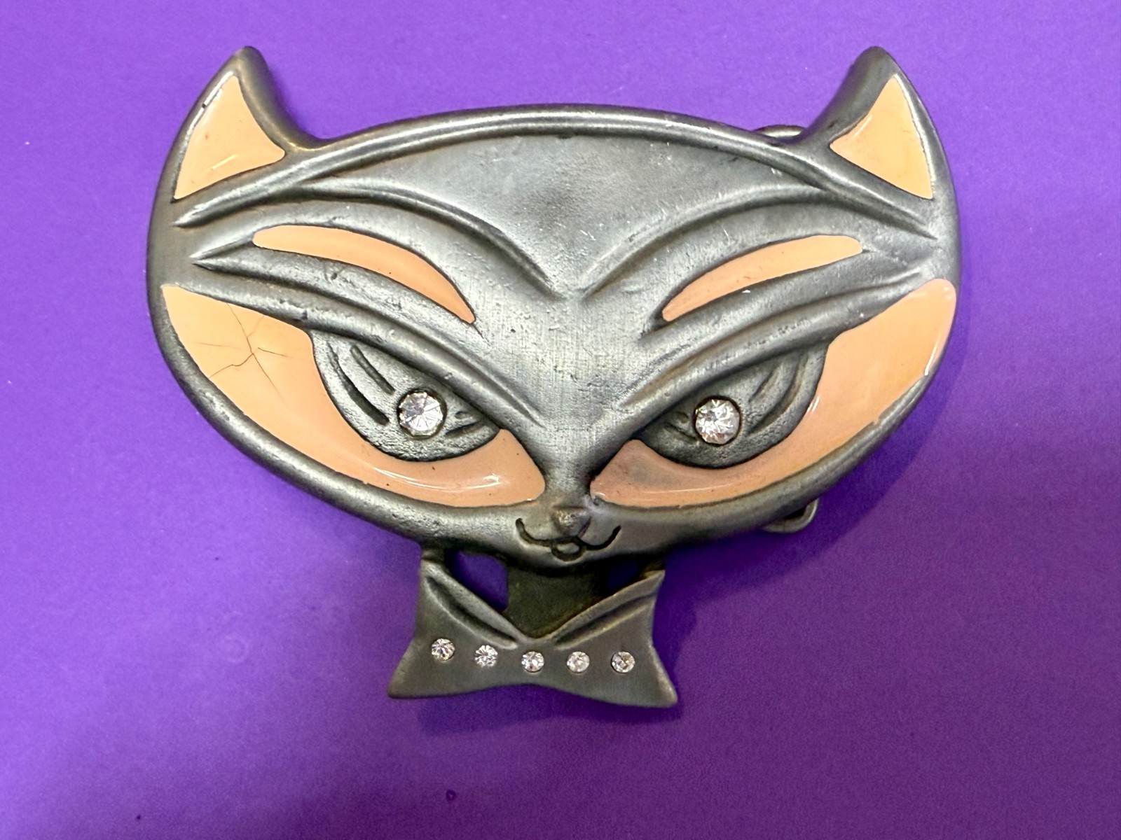 Cute Kitty Cat Head with Bowtie Clear Rhinestone Eye Belt Buckle by Heavy Metal