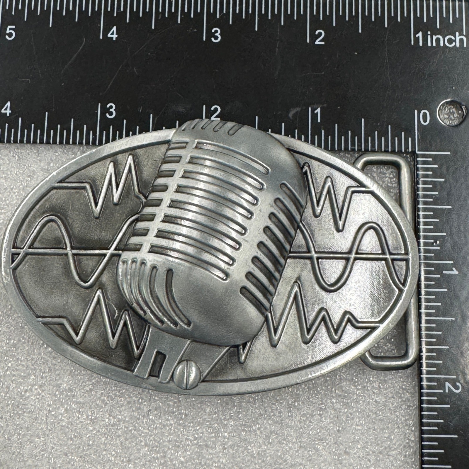 Microphone Sound Wave Belt Buckle Retro Music Rockabilly Metal