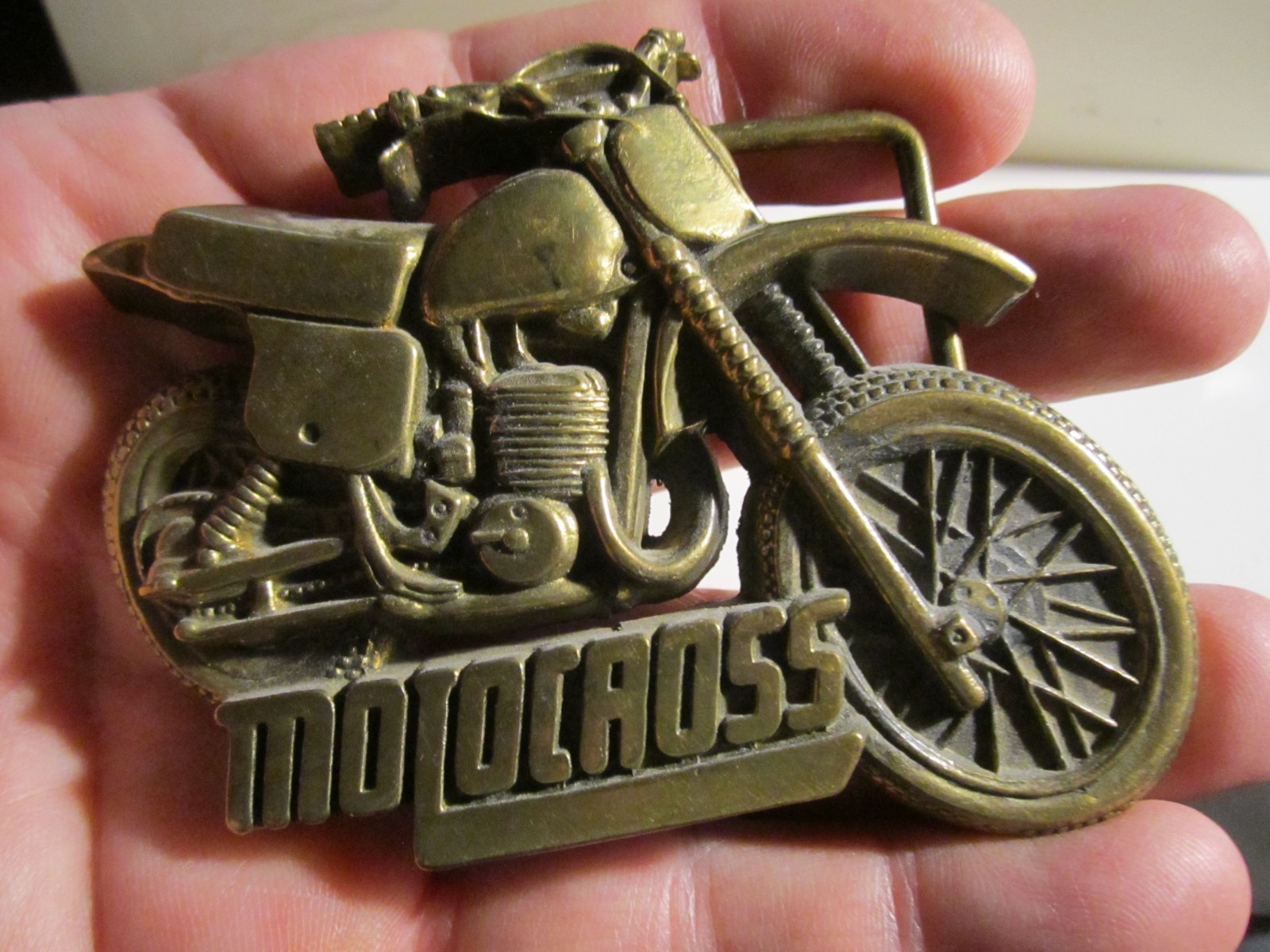 1979 MOTORCROSS MOTORCYCLE BELT BUCKLE SOLID BRASS VERY HEAVY – GW-26