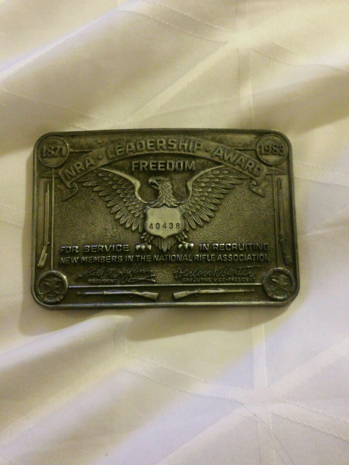 1871-1983 NRA Leadership Award Freedom Belt Buckle free shipping