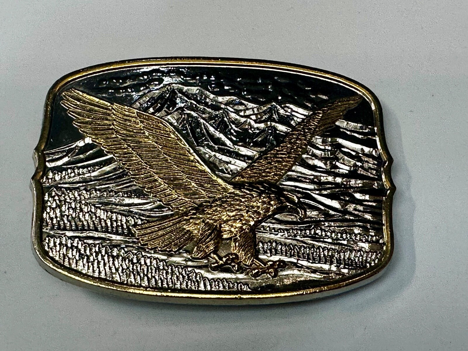 Vintage Soaring Patriotic USA Eagle Hawk w/ Mountains Belt Buckle 3.5” x 2.5”
