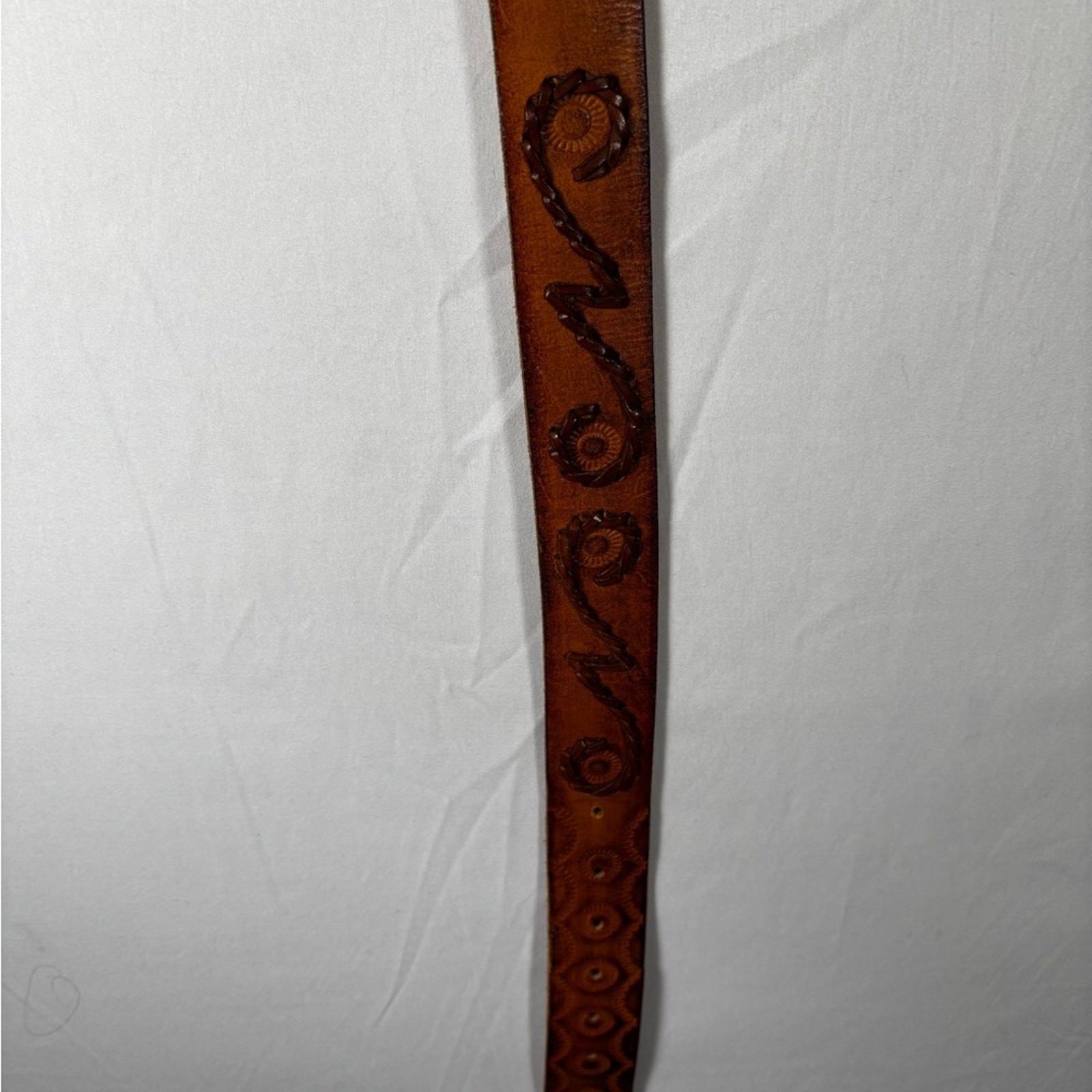 Levi’s Men’s Tooled and Braided Stitched Brown Leather Belt Western Hippy