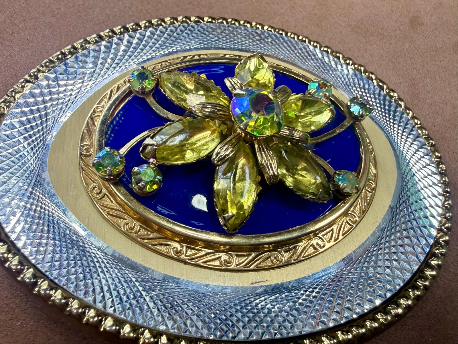 Flower Rhinestone Accented Floral Theme Etched Artisan Ladies Belt Buckle W USA
