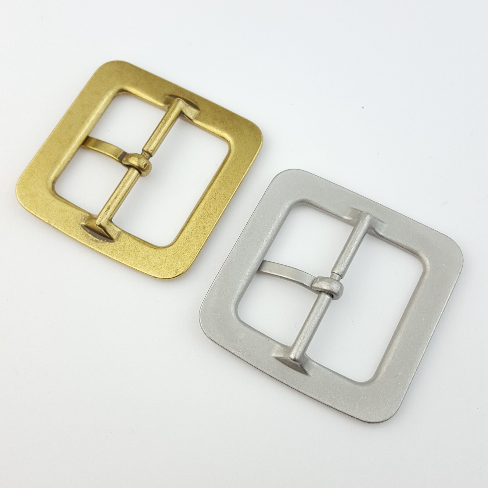 Square shape belt buckle