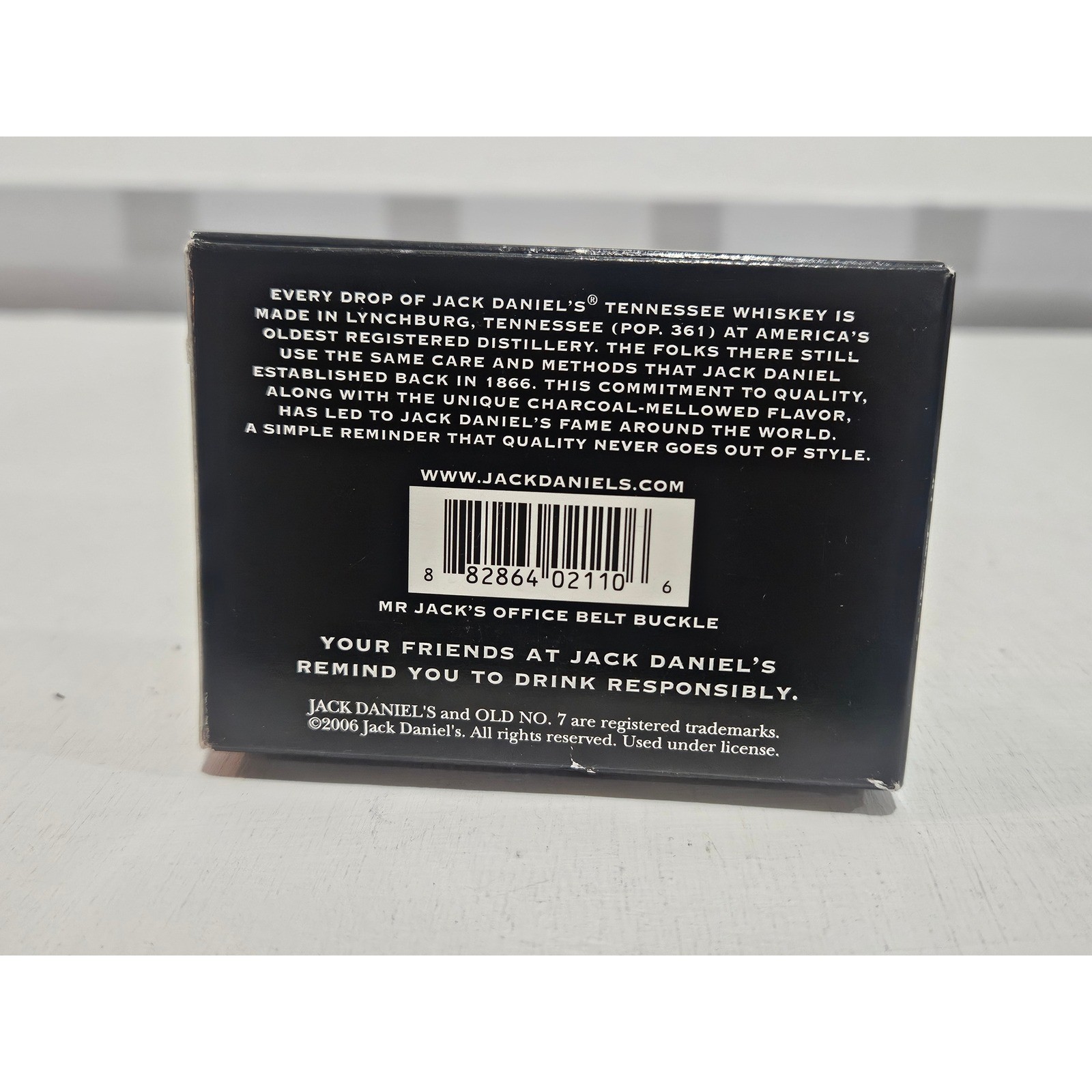 Jack Daniel&rsquo;s 2006 « Scenes from Lynchburg » Collectible Belt Buckle, Original Box