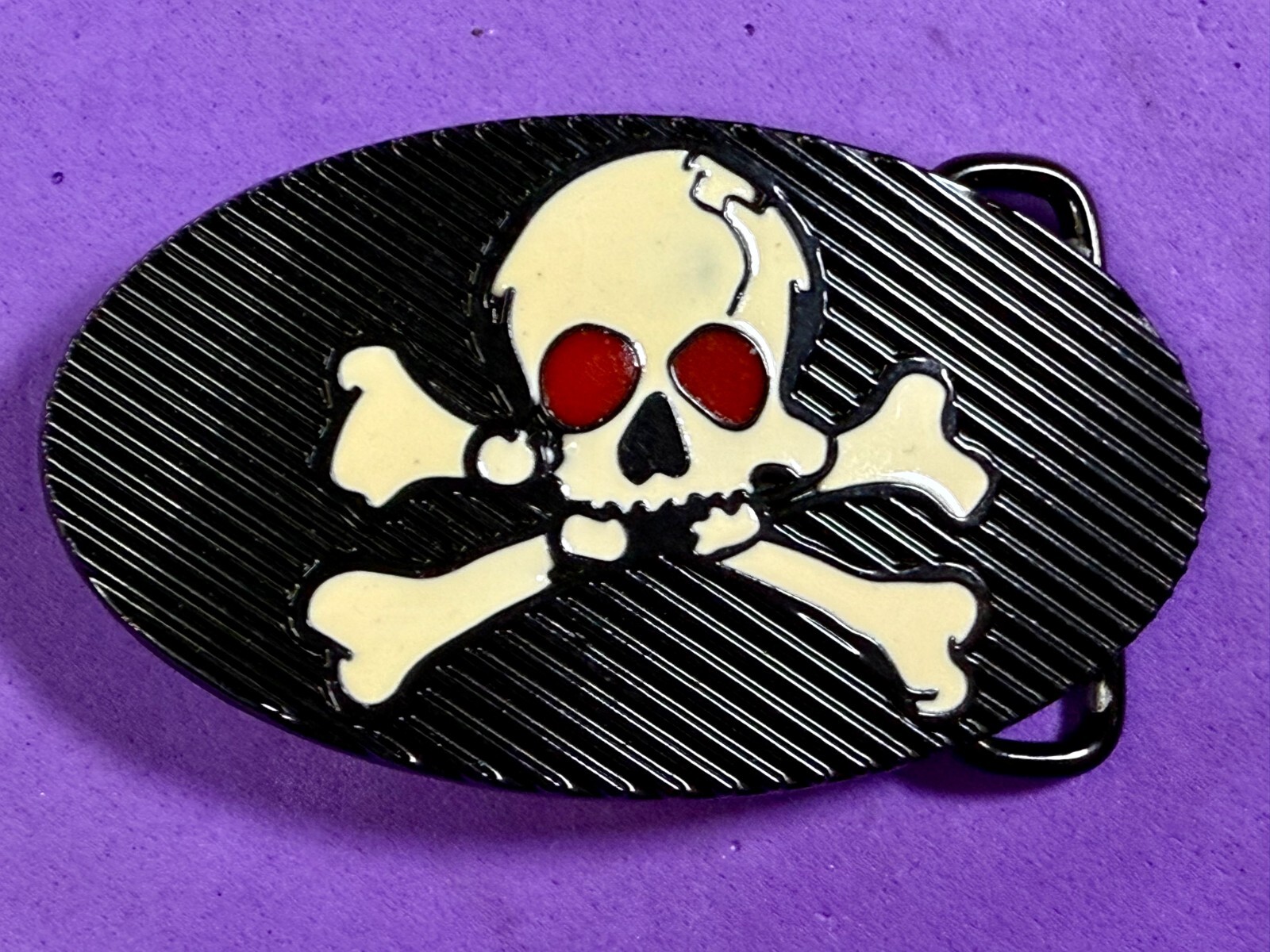 Creepy Red Eyes Skull Crossbones Halloween Gothic Punk Vibe Enameled Belt Buckle