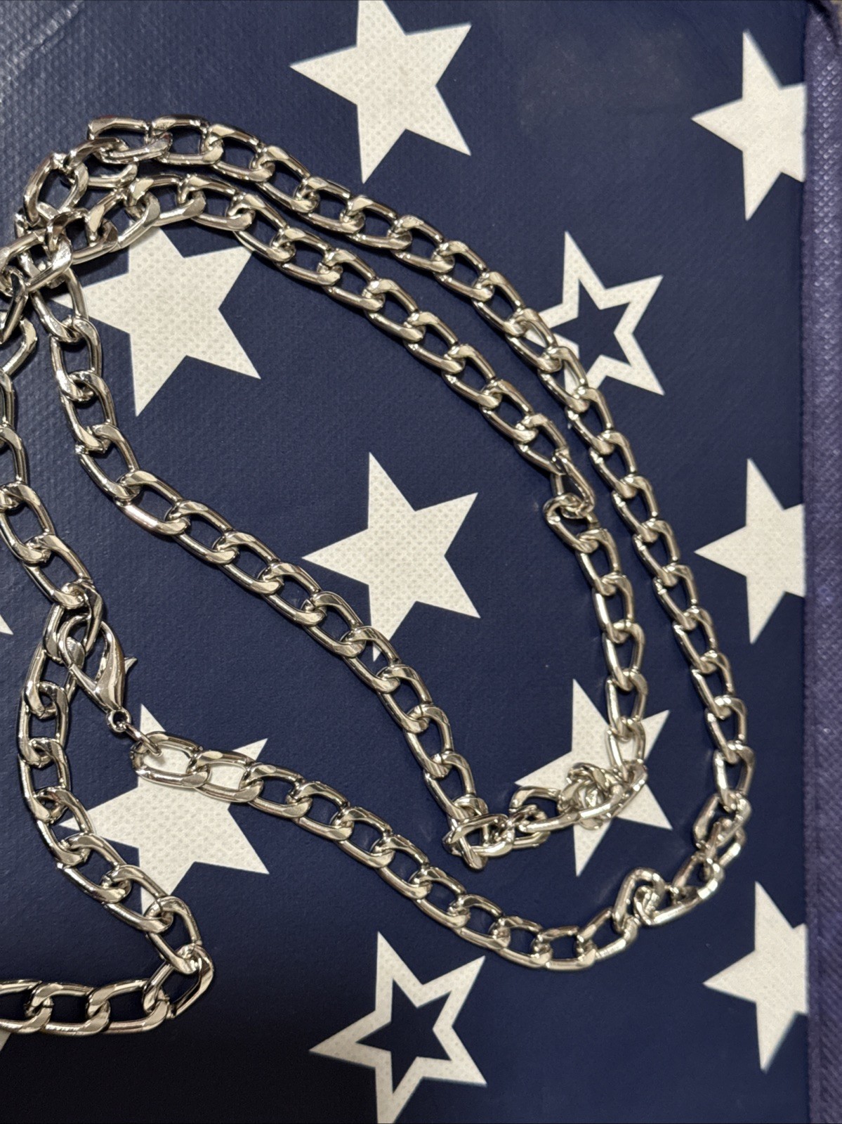 Fiusem Figaro Chains， Silver heart Tone Mens Chain , Stainless Steel Chain