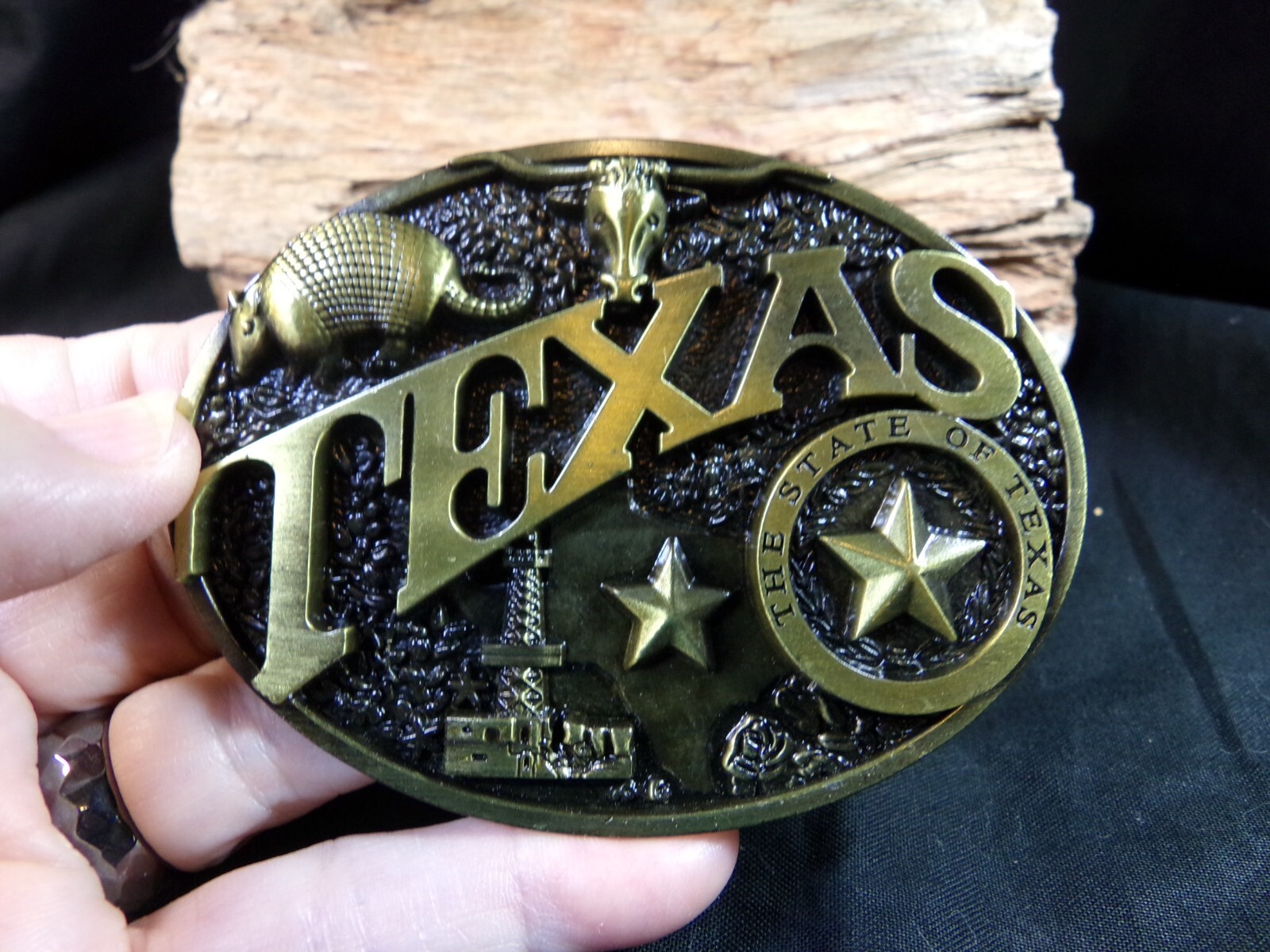 Texas Belt Buckle, has Armadillo, Oil Rig, Longhorn Steer, State of Texas, Star