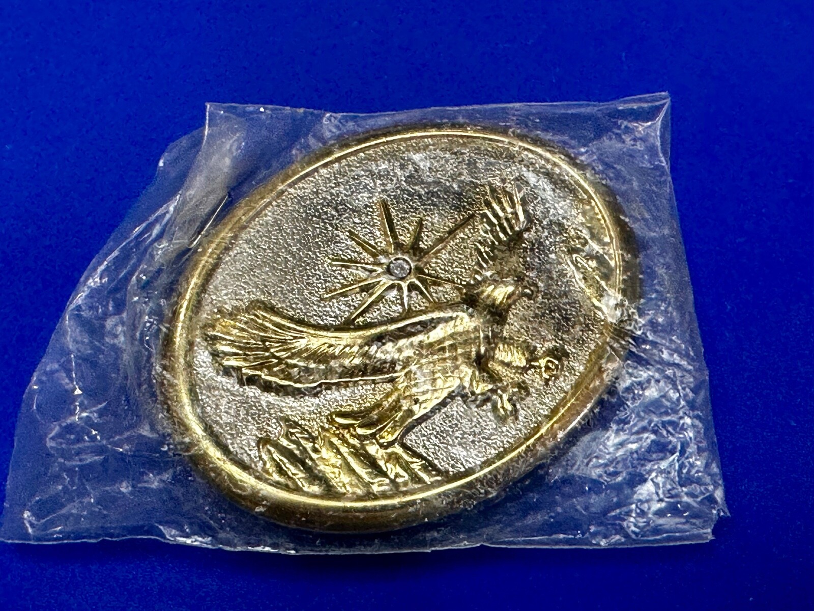 Eagle With Starburst USA Patriotic Belt Buckle Golden Western Bird Wings Cowboy