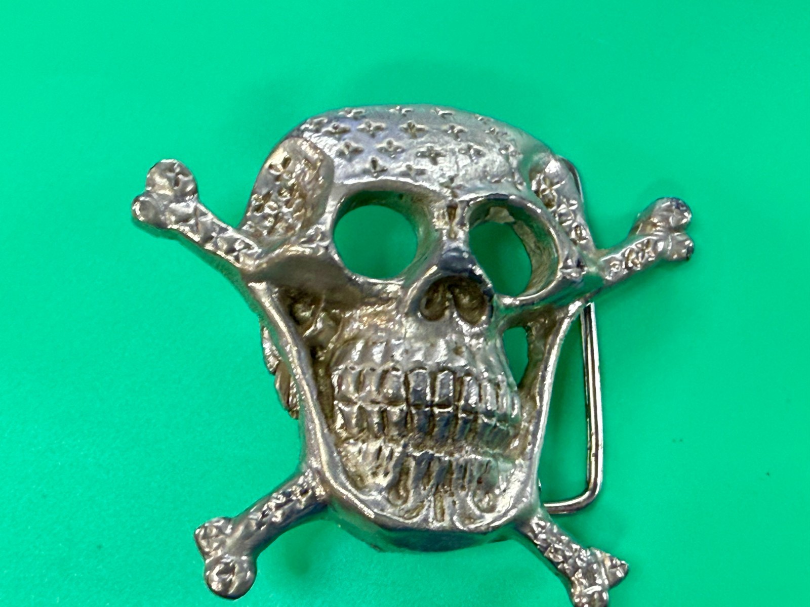Skull Head Crossbones Halloween Biker Gothic Punk Vibe Belt Buckle