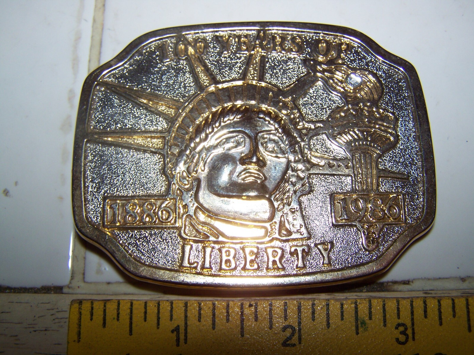 1886-1986 100 Years Of Lady Statue Of Liberty Two Tone Belt Buckle w stone