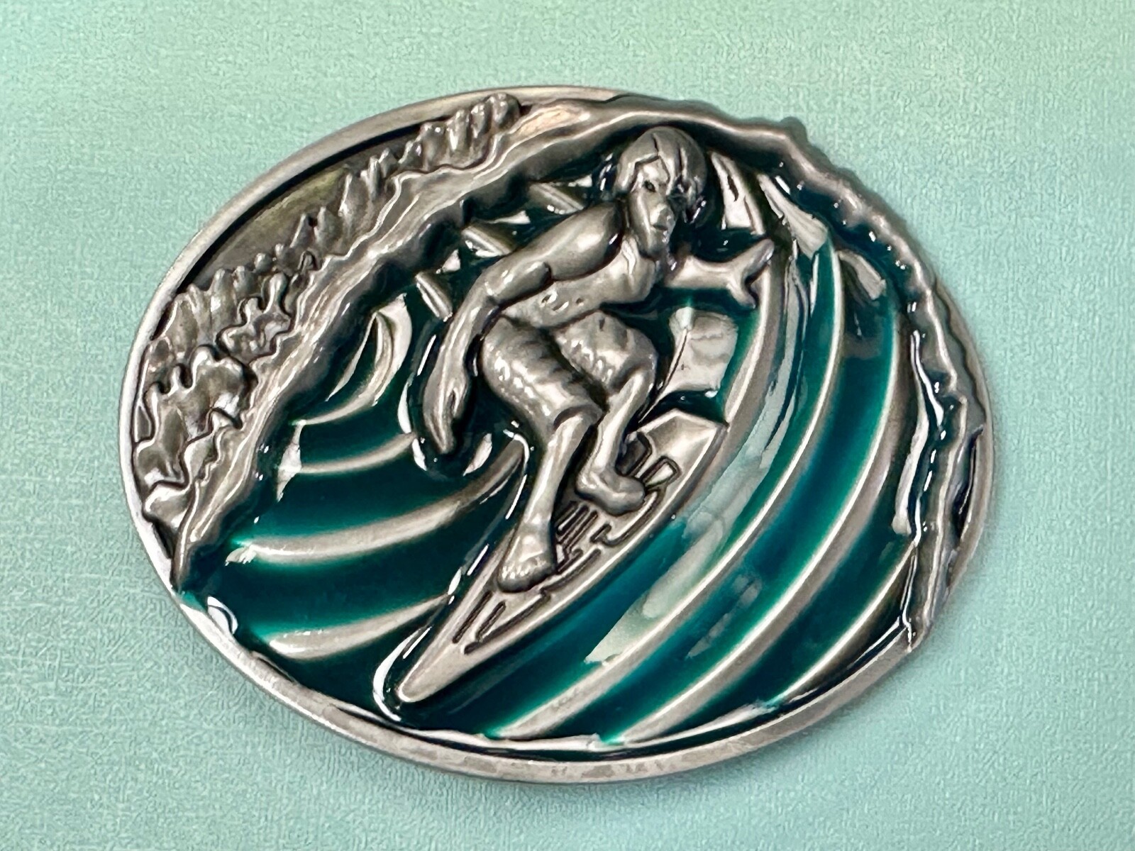 Surfer On Ocean Wave Pipeline Surfing Hang 10 – Blue Green Color Belt Buckle