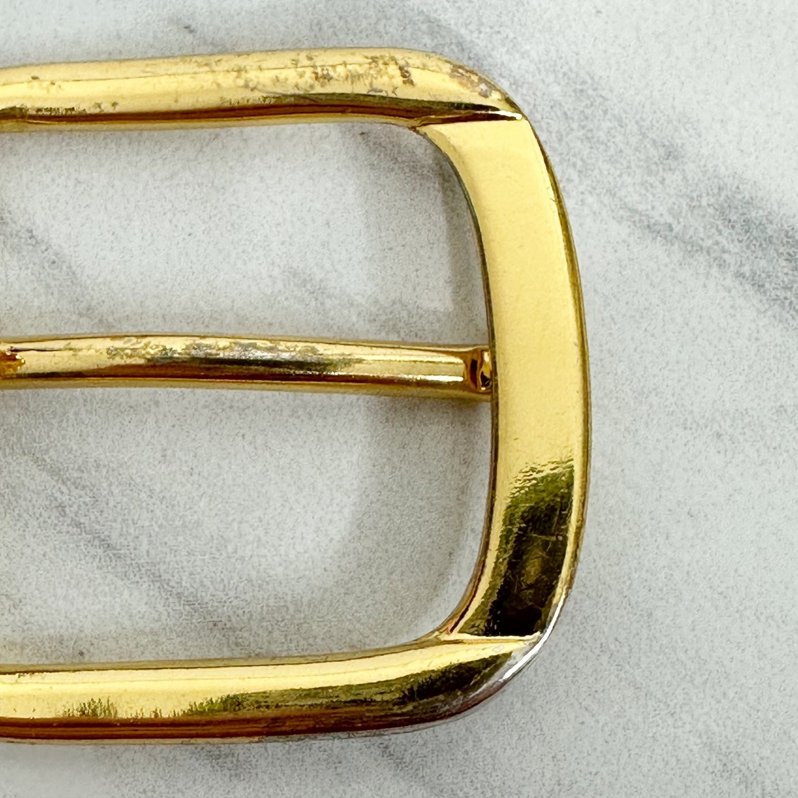 Gold Tone Rounded Simple Basic Belt Buckle