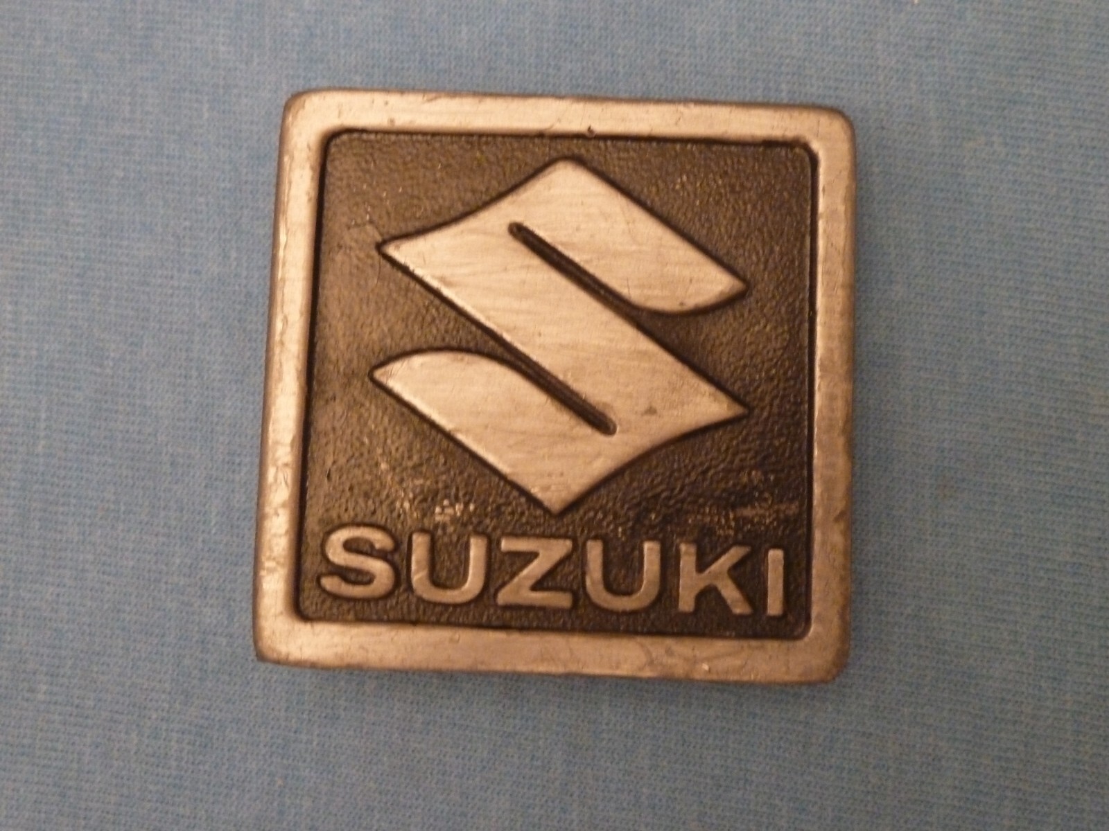 VINTAGE SUZUKI GS1000 GT750 T500 BELT BUCKLE – OWNERS MANUAL LISTED AS WELL