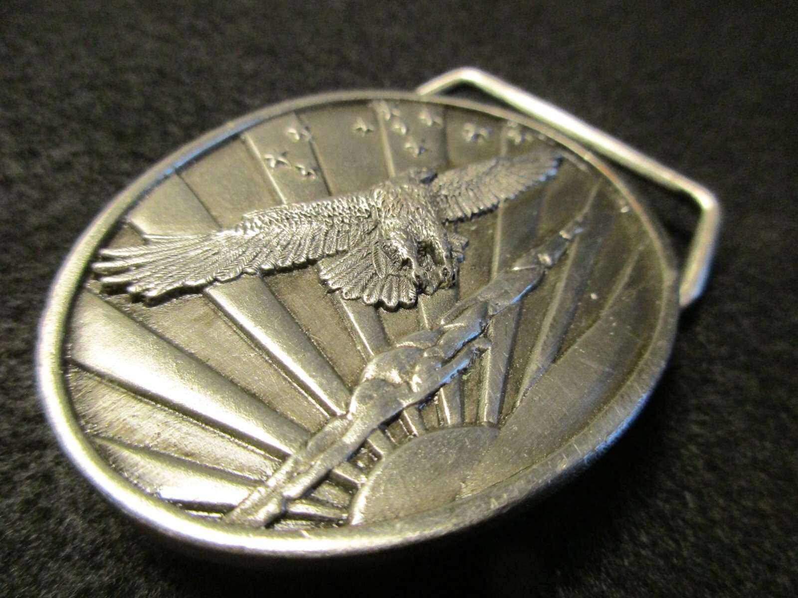 SOLID PEWTER BELT BUCKLE, « EAGLE » 3-D DESIGN, SISKIYOU CO. MAN-1222*07066