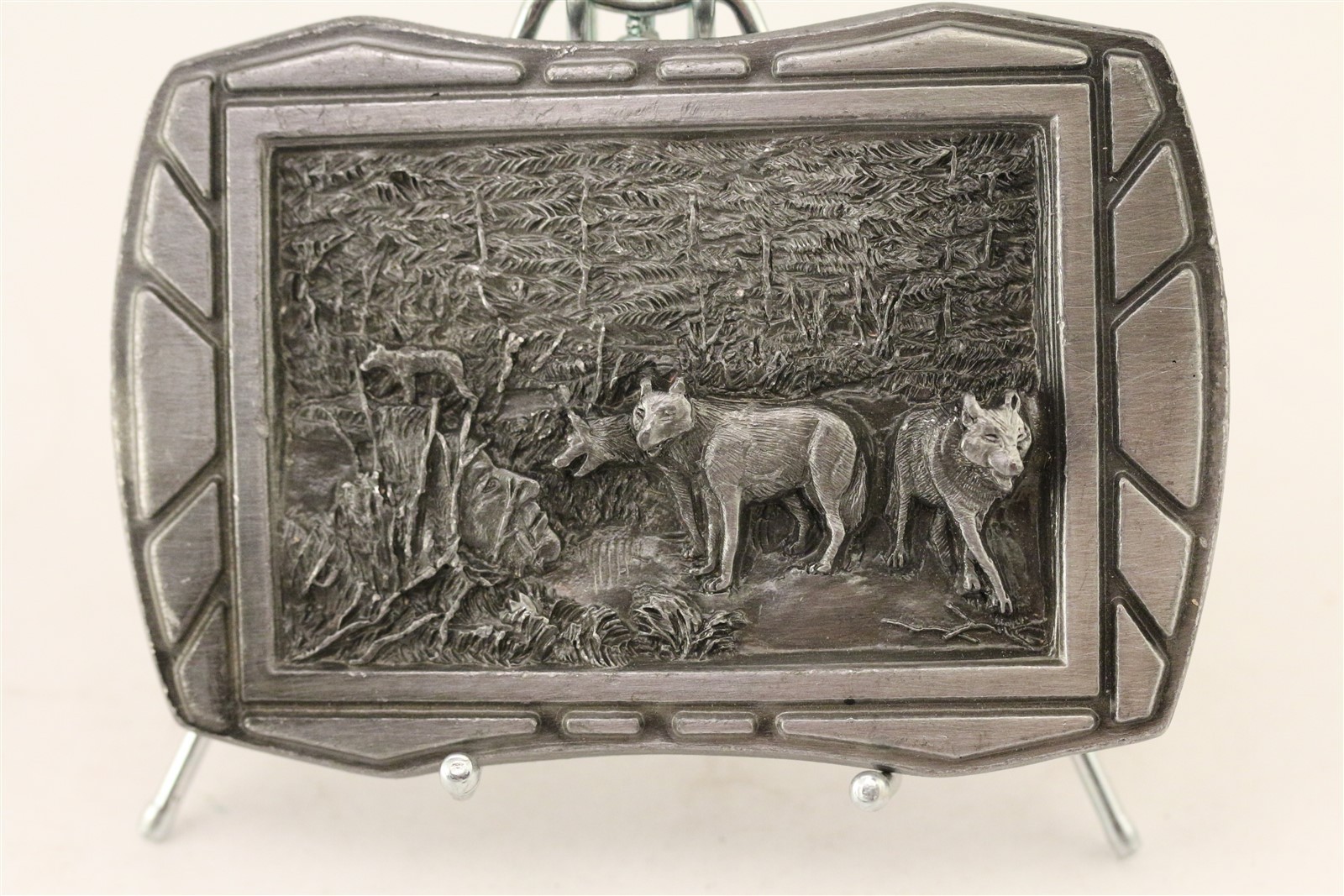 1990 Bergamot Brass Works Whispering Weeds Wolves Belt Buckle