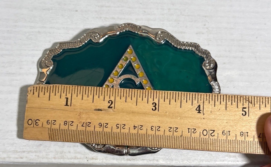Belt Buckle Green Enamel & Yellow Accents Triangle with « S » Vintage Silver Toned