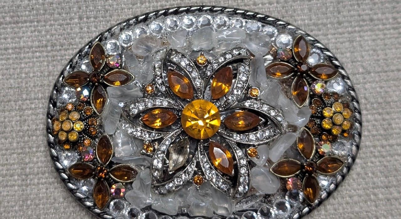 vintage FLOWER belt buckle RHINESTONE floral STUDDED western GLAM statement