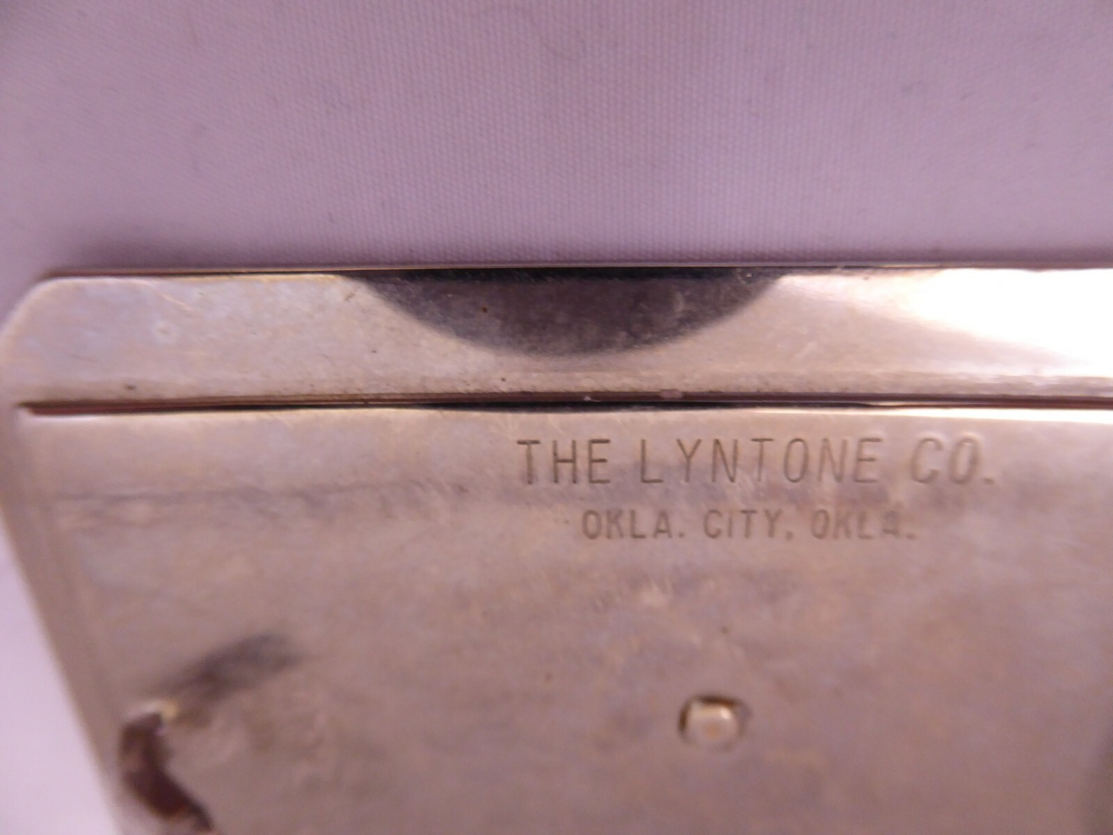 Lyntone Dancing Couple Belt Buckle Nickle Plated Western American Retro 3&Prime; X 2&Prime;