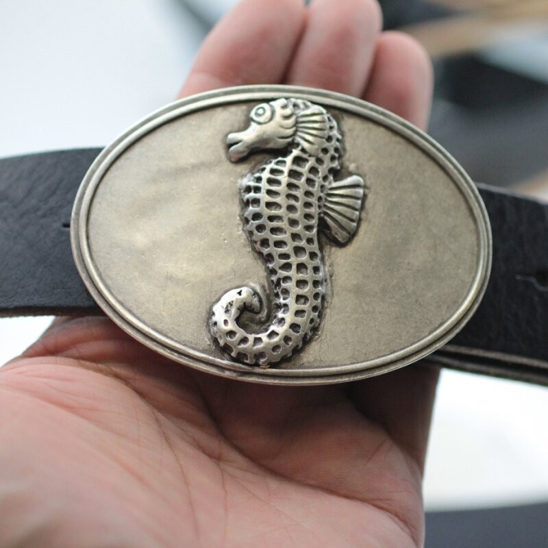 Oval Seahorse Metal Belt Buckle – Maritime Design for Interchangeable Belts