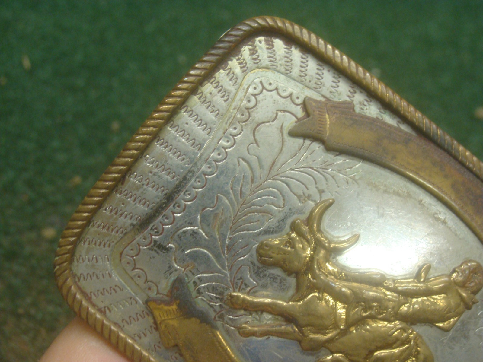 Vintage Nickel Silver Western Bull Riding Belt Buckle Silver Gold Floral 4&Prime;x3&Prime;