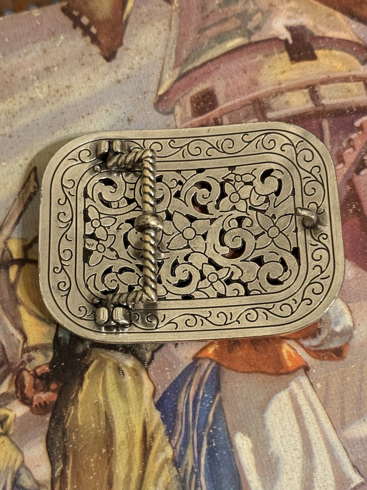 Rhinestone Belt Buckle Rectangle Floral Silver Bling Filigree Accents