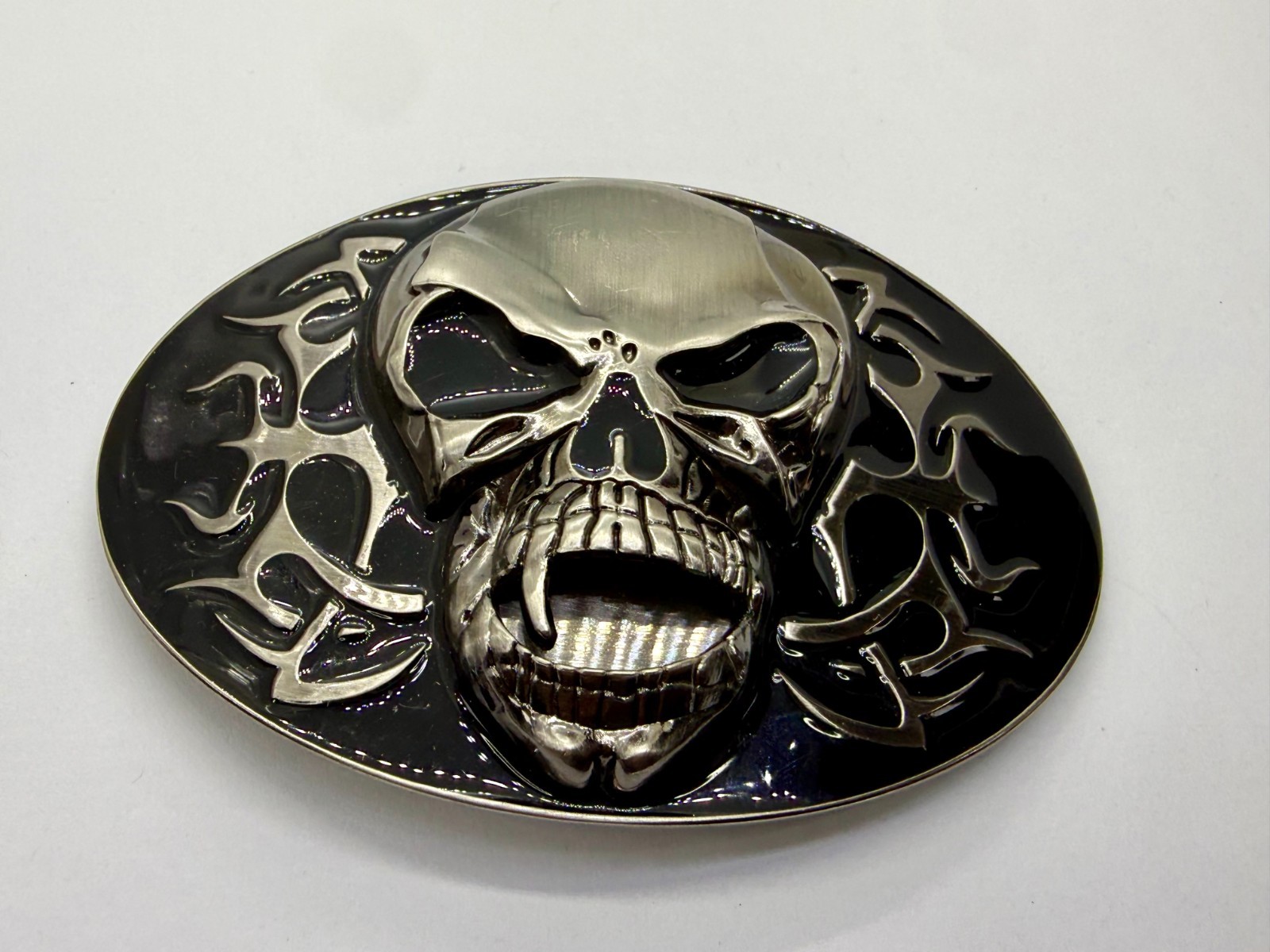 Creepy Flaming Vampire Skull with Fang Gothic Punk Pre Loved Belt Buckle